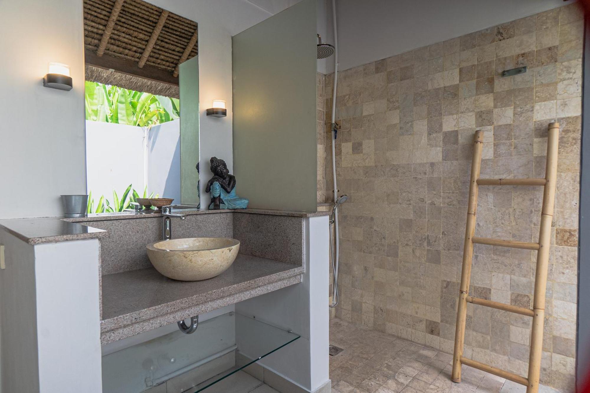 Balinea Holiday Home Seminyak Eksteriør billede