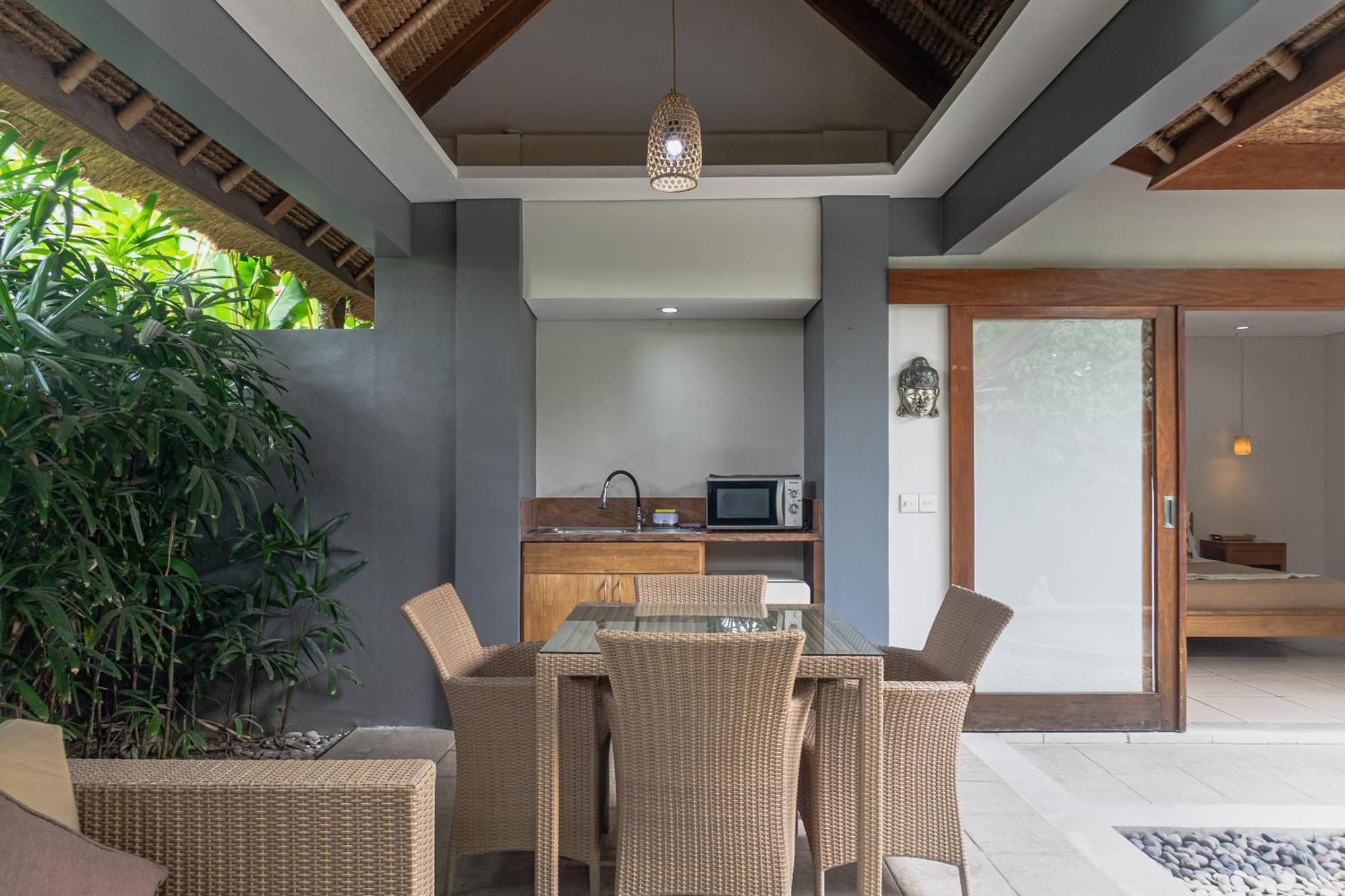 Balinea Holiday Home Seminyak Eksteriør billede