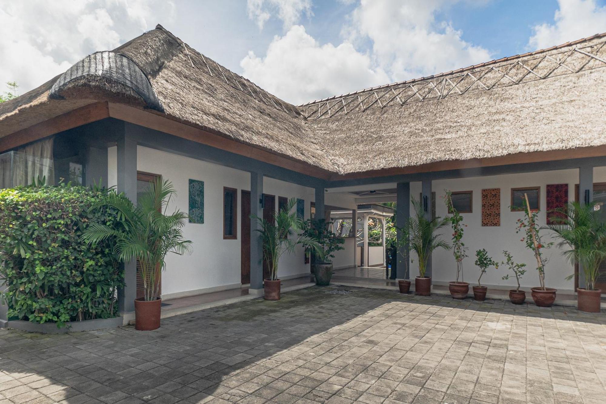Balinea Holiday Home Seminyak Eksteriør billede