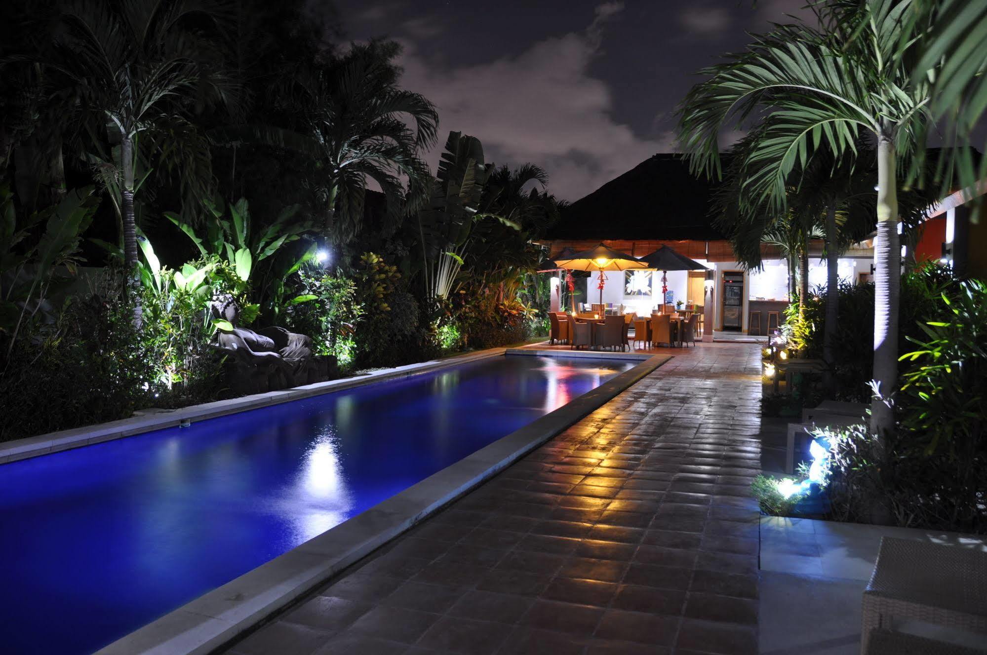 Balinea Holiday Home Seminyak Eksteriør billede